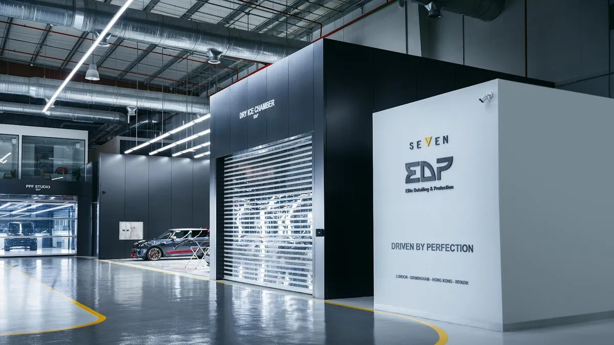 واجهة EDP Elite Detailing and Protection لحماية السيارات في حي القيروان بالرياض