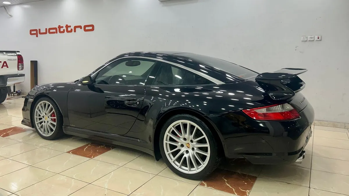 واجهة Quattro Protection Center KSA لحماية السيارات في حي ابن سينا بالخبر