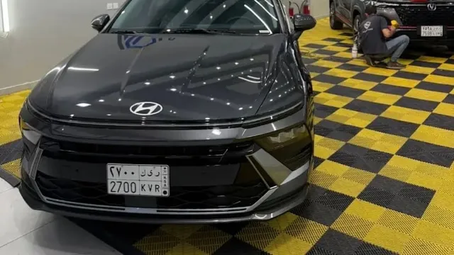 واجهة صن شيلد لحماية السيارات في ضاحية الملك فهد بالدمام